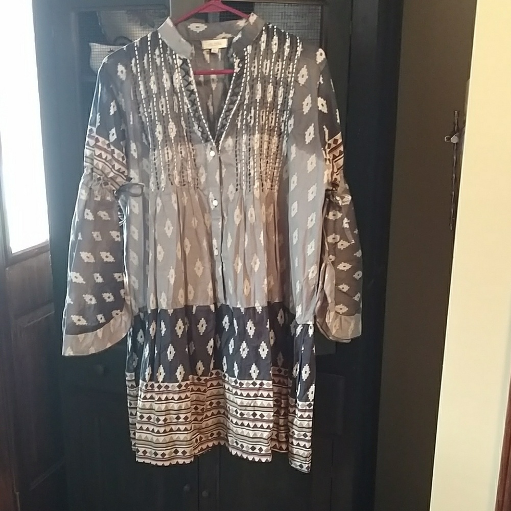 Velzera tunic